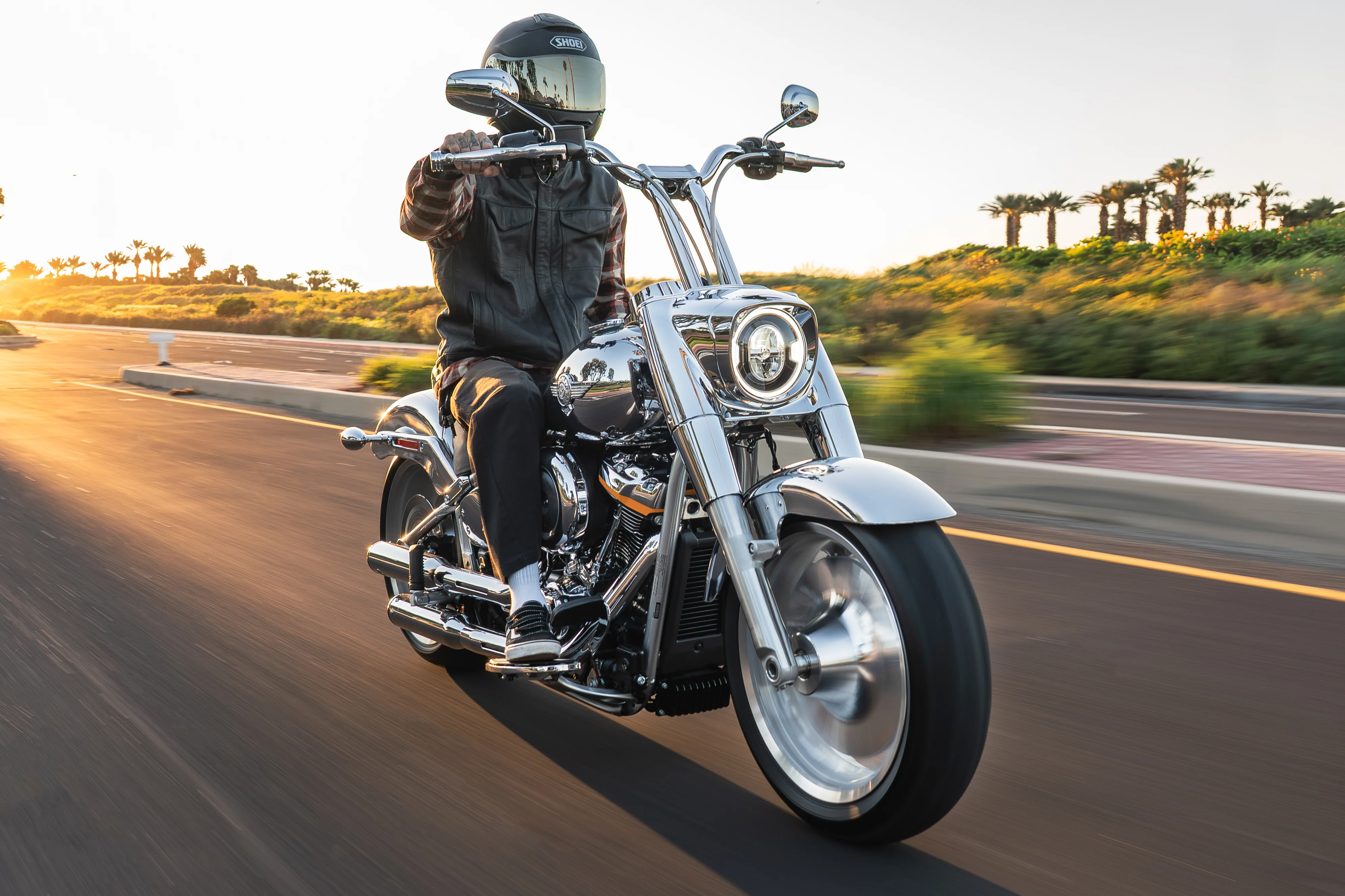 Low Bend Big Daddy 1.5 Pullback Riser &  Moto Bar Kit for 2025-2026 FAT BOY -  (Classic Chrome) - Image 15