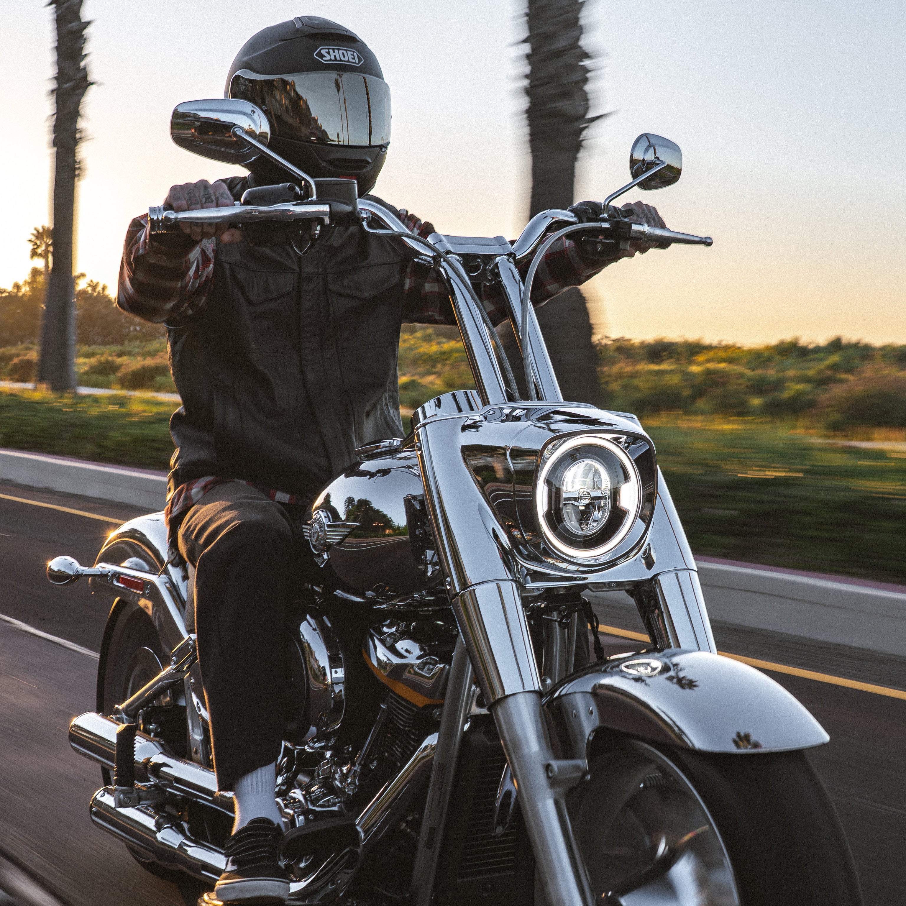 Low Bend Big Daddy 1.5 Pullback Riser &  Moto Bar Kit for 2025-2026 FAT BOY -  (Classic Chrome) - Image 34