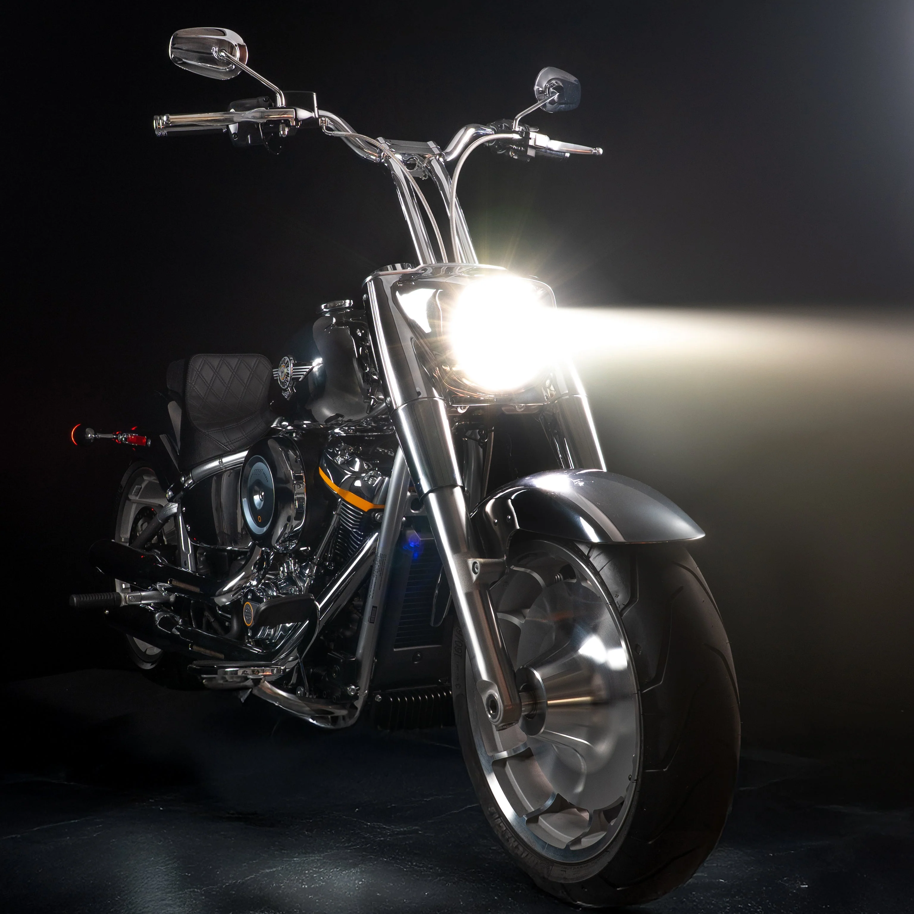 Low Bend Big Daddy 1.5 Pullback Riser &  Moto Bar Kit for 2025-2026 FAT BOY -  (Classic Chrome) - Image 4