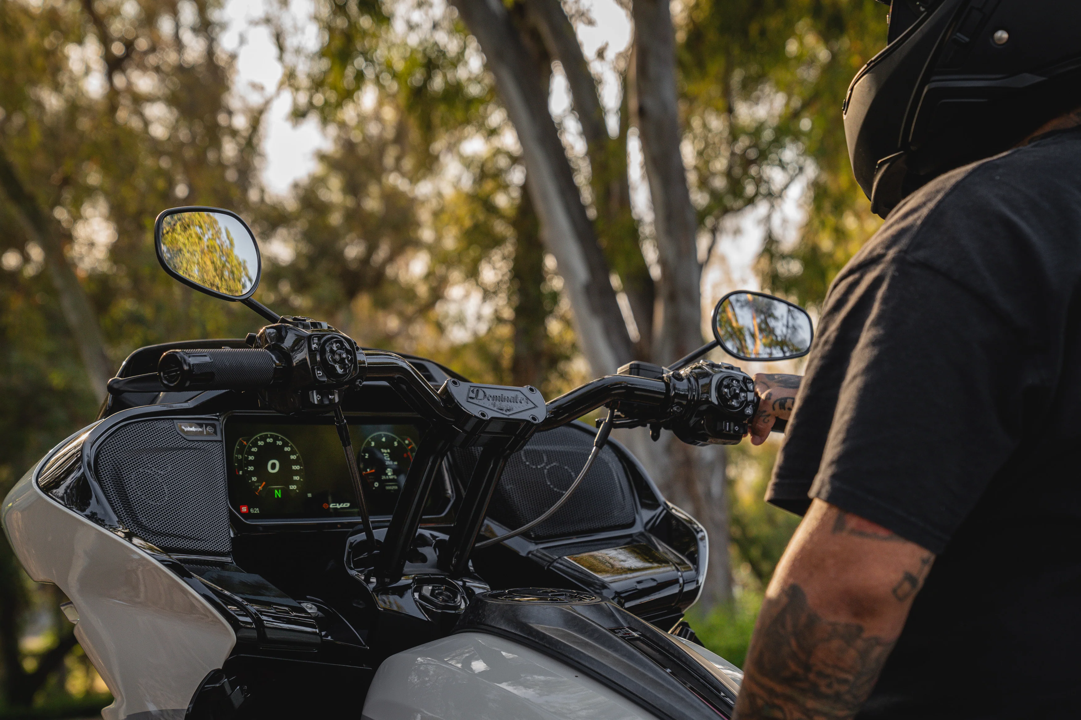 Pullback Riser & 1 1/4" Low Bend Moto Bar Combination for 2023 CVO & 2024-2026 Road Glide Models (Gloss Black) - Image 11