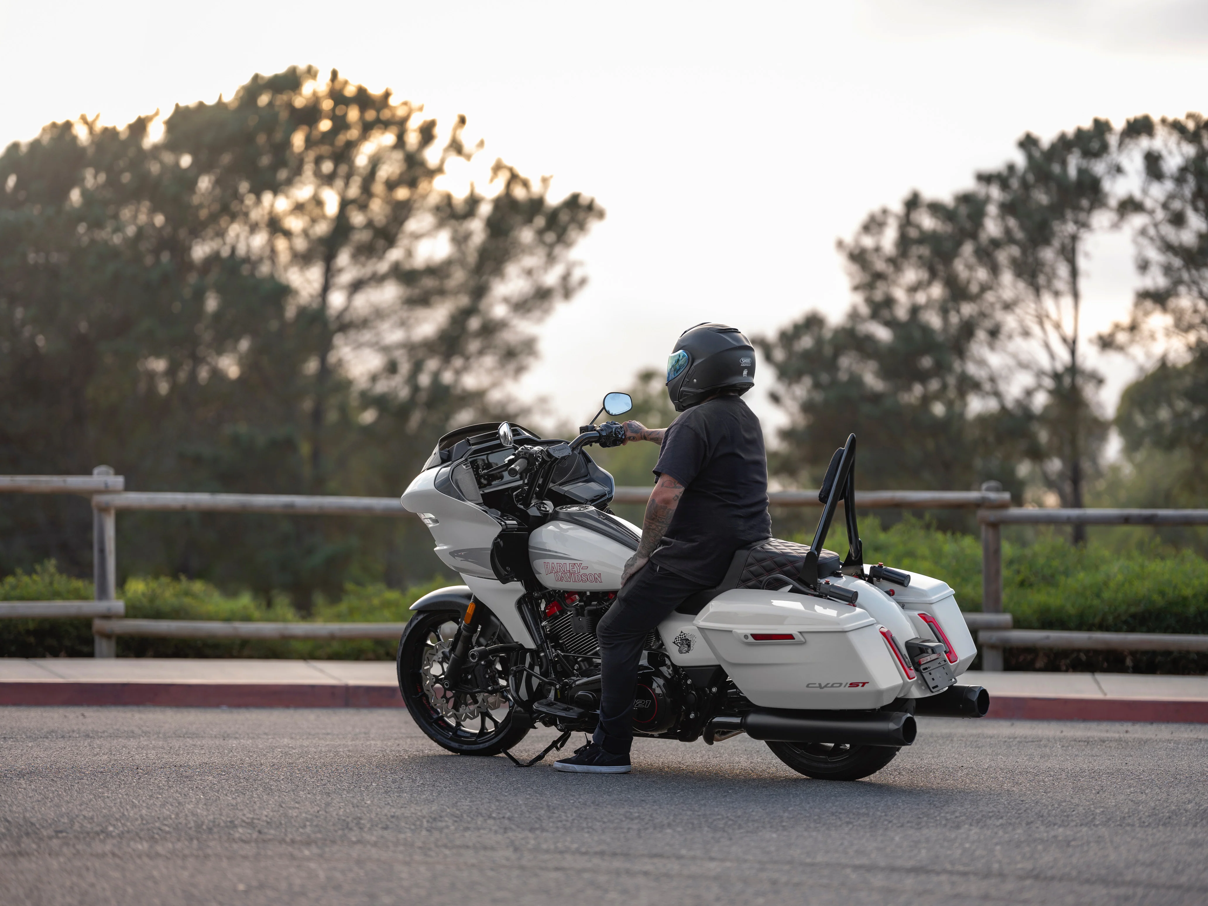 Pullback Riser & 1 1/4" Low Bend Moto Bar Combination for 2023 CVO & 2024-2026 Road Glide Models (Gloss Black) - Image 19