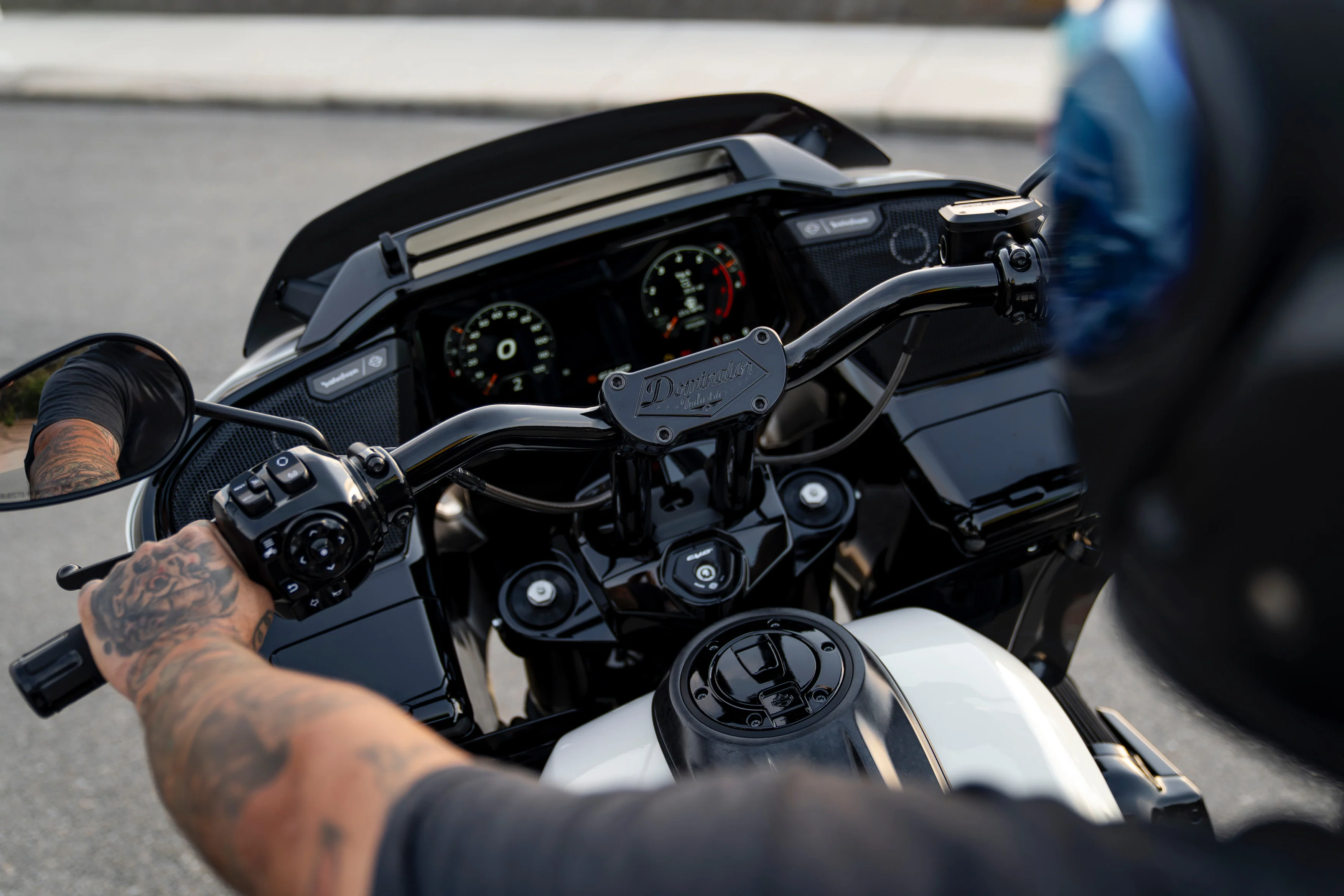Pullback Riser & 1 1/4" Low Bend Moto Bar Combination for 2023 CVO & 2024-2026 Road Glide Models (Gloss Black) - Image 4