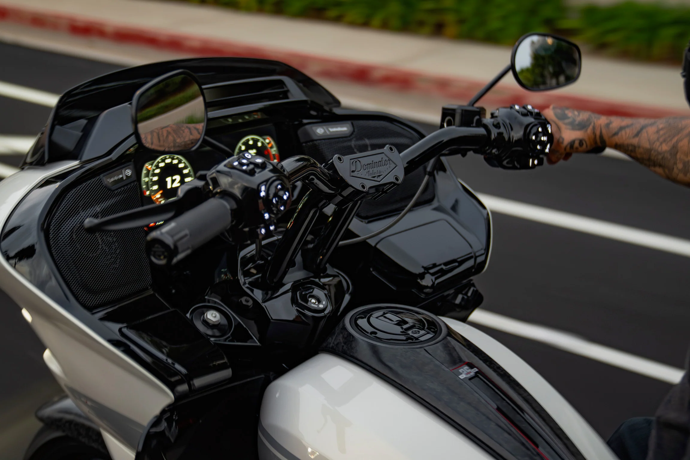 Pullback Riser & 1 1/4" Low Bend Moto Bar Combination for 2023 CVO & 2024-2026 Road Glide Models (Gloss Black) - Image 7