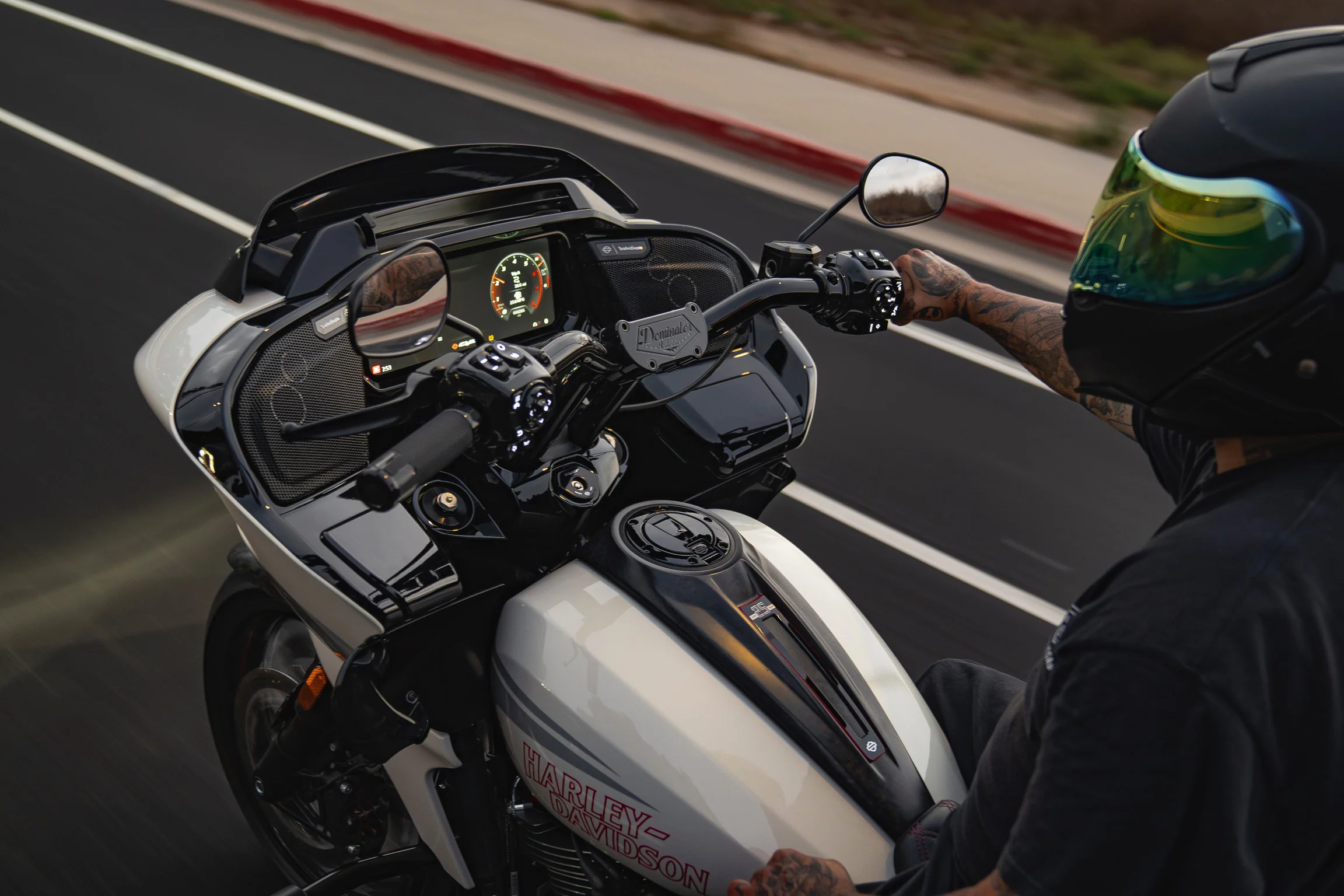 Pullback Riser & 1 1/4" Low Bend Moto Bar Combination for 2023 CVO & 2024-2026 Road Glide Models (Gloss Black) - Image 8