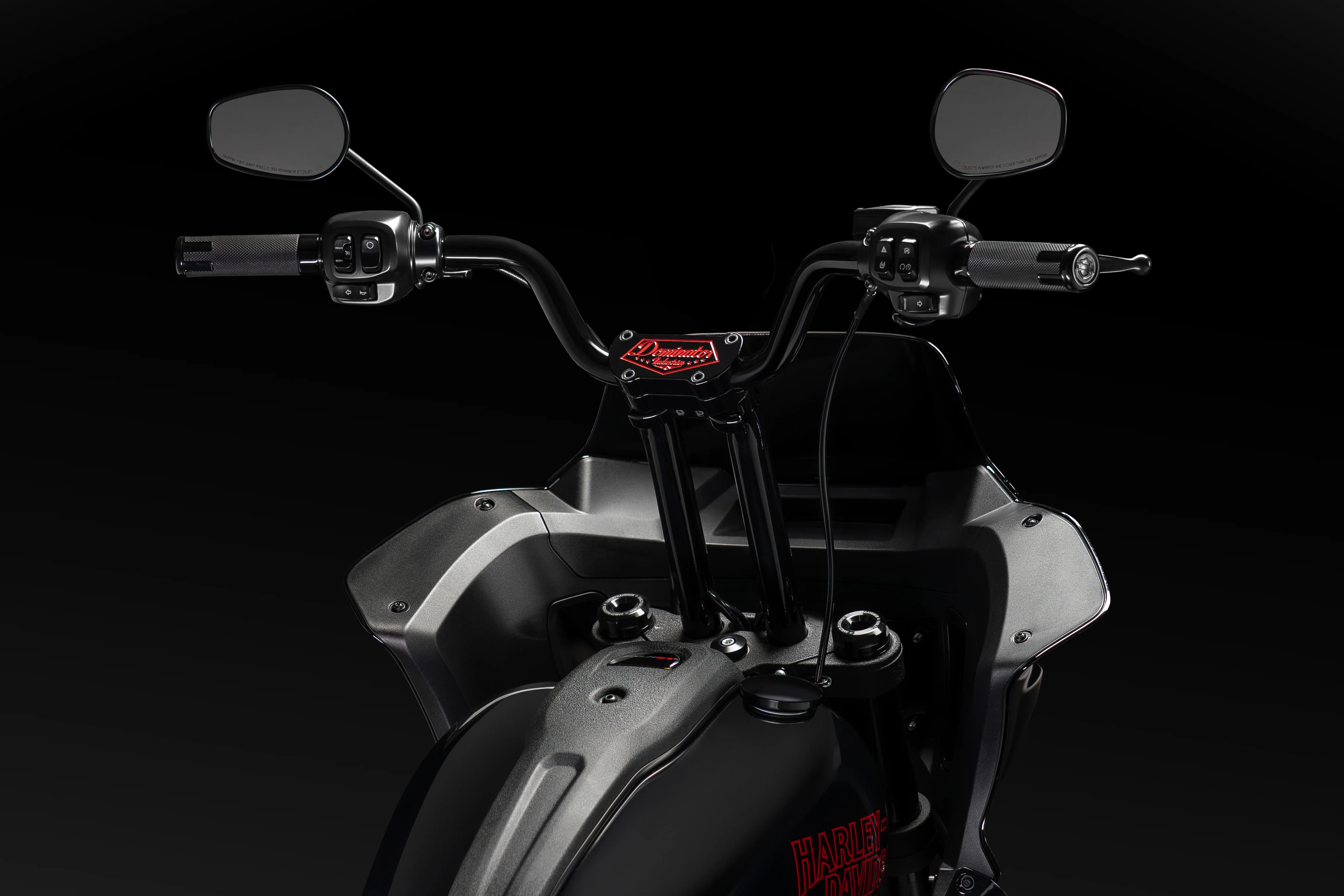 High Bend Moto Bar & Big Daddy 1.5 Pullback Riser Kit for 2024-2026 Road Glide (Gloss Black) - Image 2