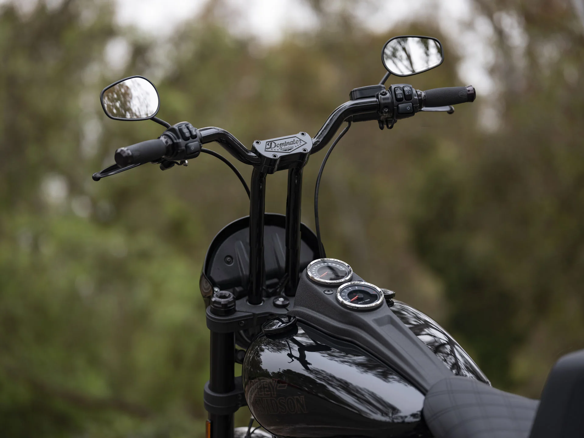 Dominator Pullback Riser & 1 1/4" Mid Bend Moto Bar Combination All In One Kit for 2020-2021 Low Rider S (Gloss Black) - Image 11