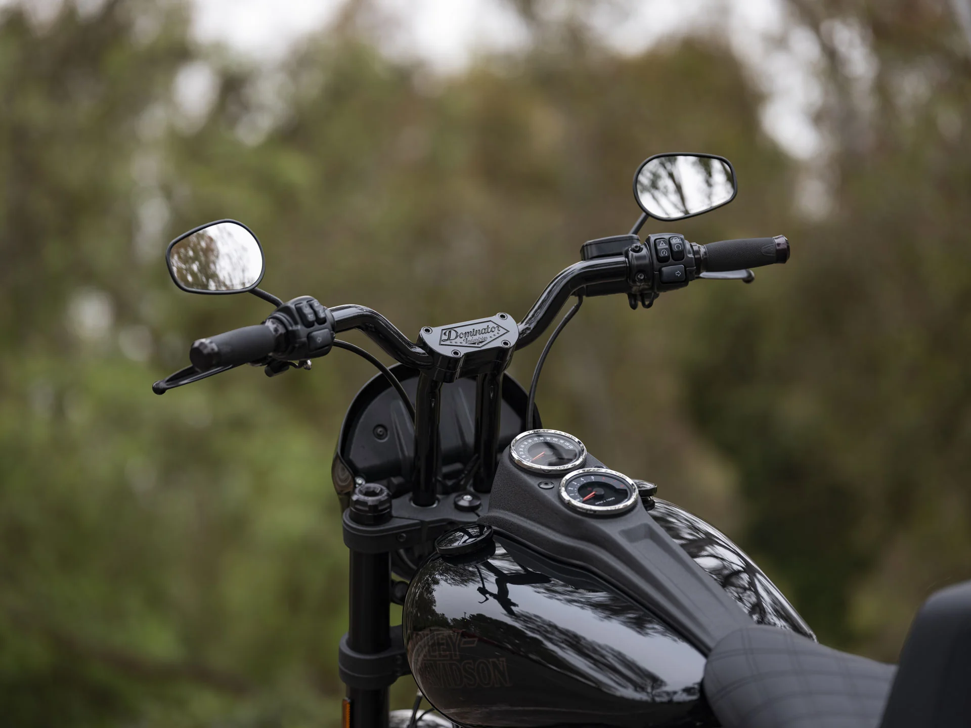 Dominator Pullback Riser & 1 1/4" Mid Bend Moto Bar Combination All In One Kit for 2020-2021 Low Rider S (Gloss Black) - Image 7