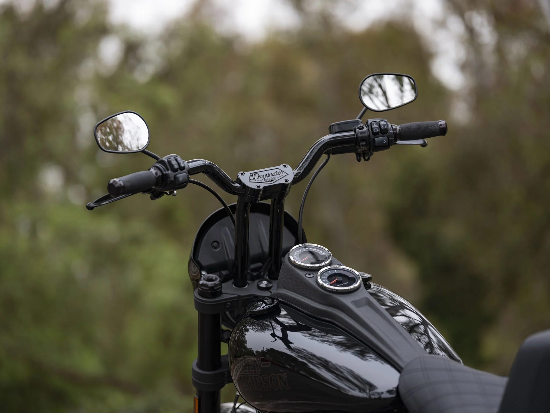 Dominator Pullback Riser & 1 1/4" Mid Bend Moto Bar Combination All In One Kit for 2020-2021 Low Rider S (Gloss Black) - Image 8
