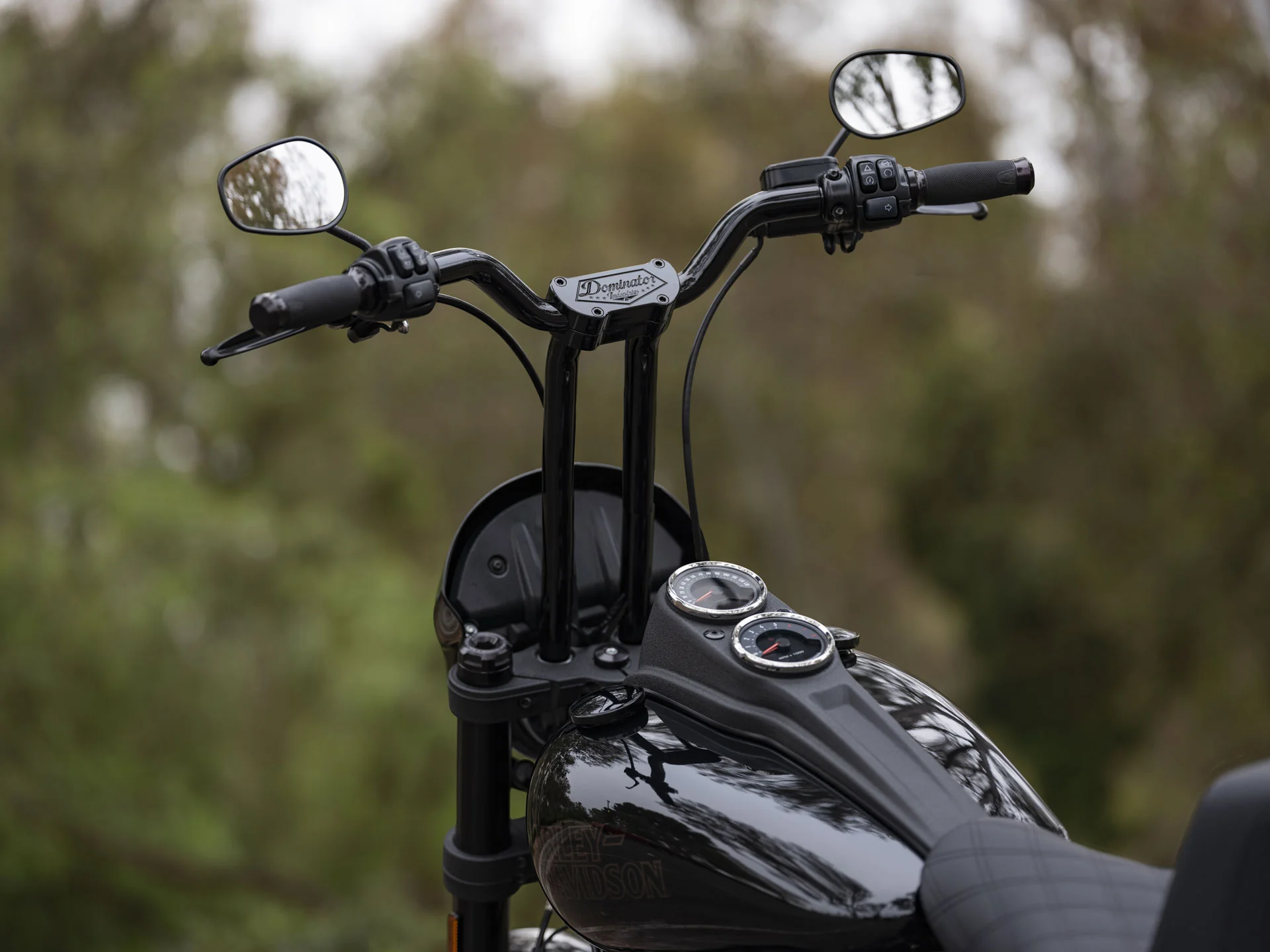 Dominator Pullback Riser & 1 1/4" Mid Bend Moto Bar Combination All In One Kit for 2020-2021 Low Rider S (Gloss Black) - Image 12