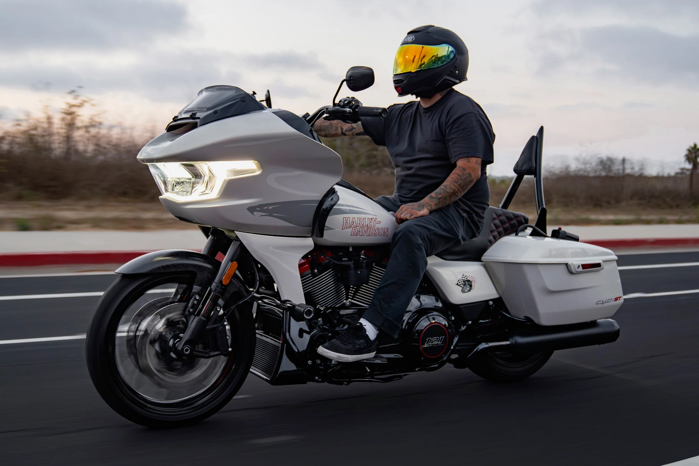 Pullback Riser & 1 1/4" Low Bend Moto Bar Combination for 2023 CVO & 2024-2026 Road Glide Models (Gloss Black) - Image 15