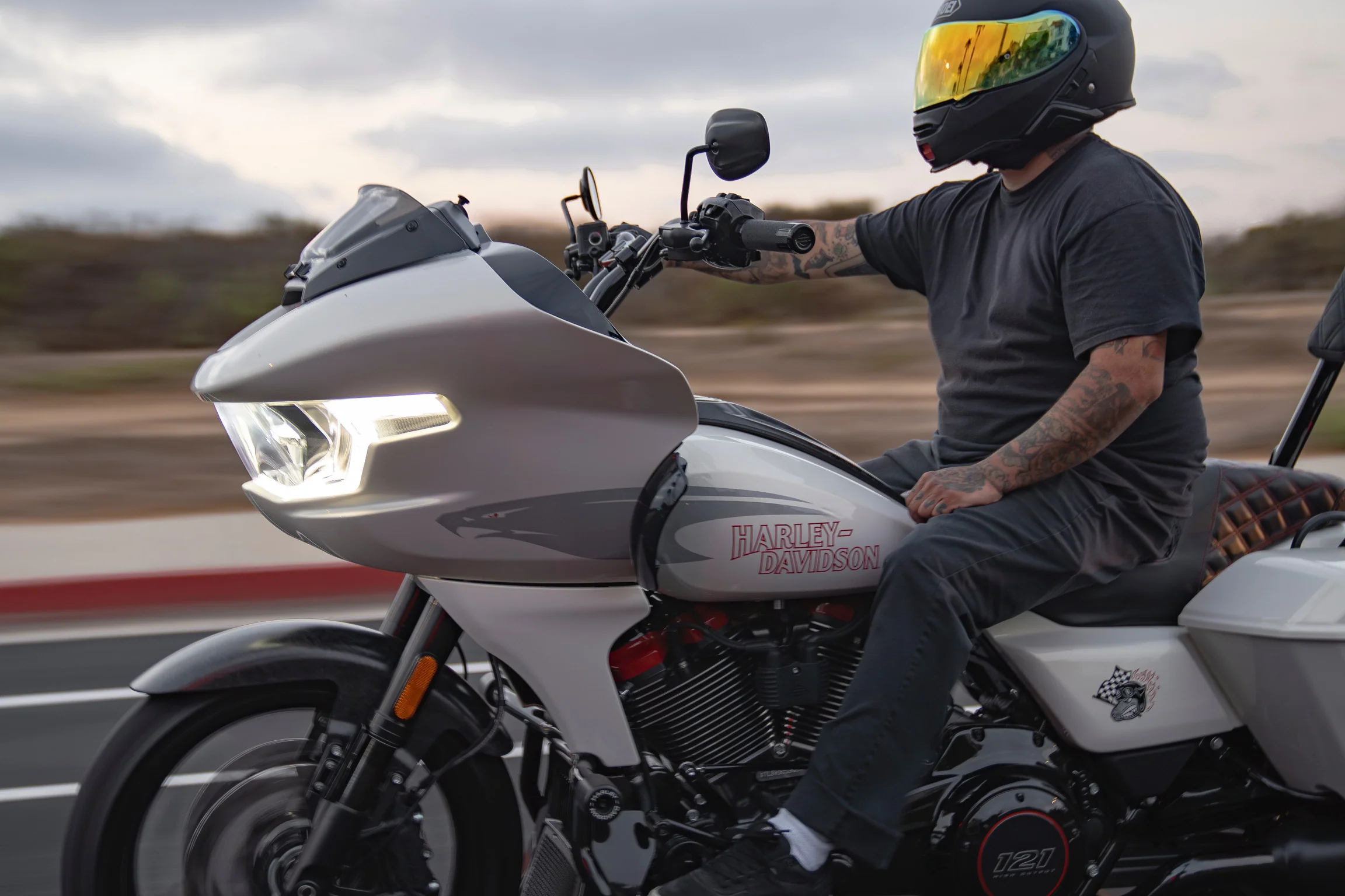 Pullback Riser & 1 1/4" Low Bend Moto Bar Combination for 2023 CVO & 2024-2026 Road Glide Models (Gloss Black) - Image 16