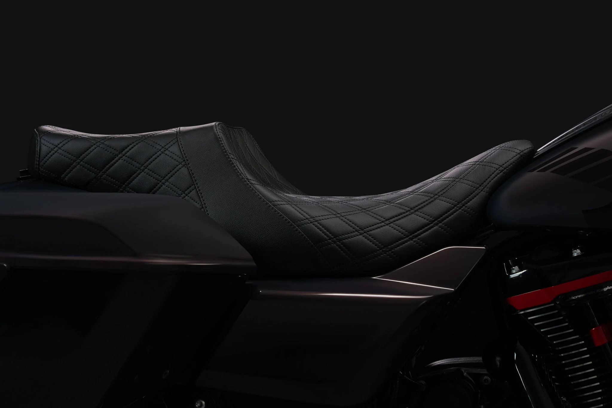 Standard Reach Double Diamond Stealth-Grip™ Premium 2-Up Saddle for the 2024-2026 Road Glide - Image 14