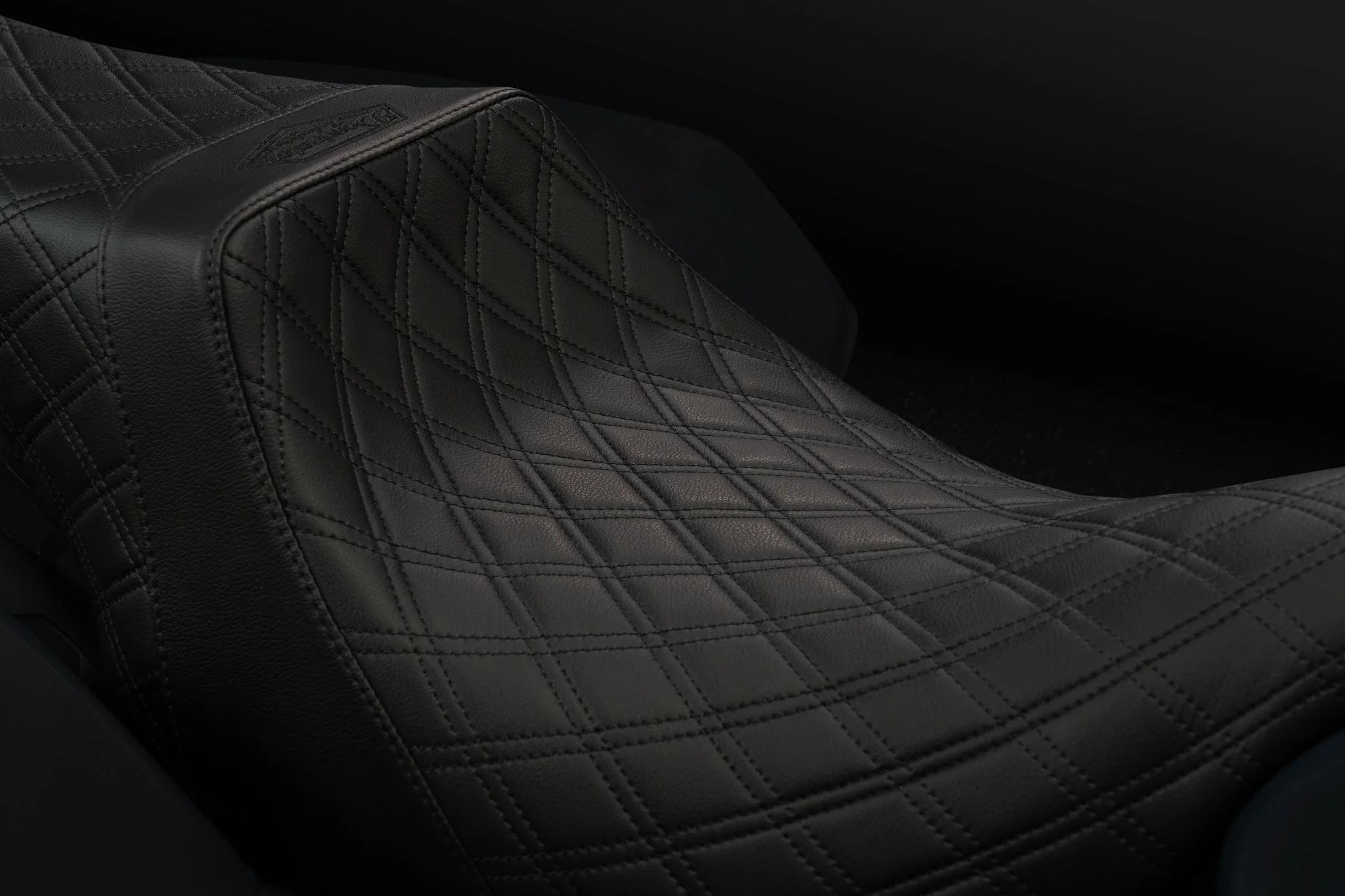 Standard Reach Double Diamond Stealth-Grip™ Premium 2-Up Saddle for the 2024-2026 Road Glide - Image 17