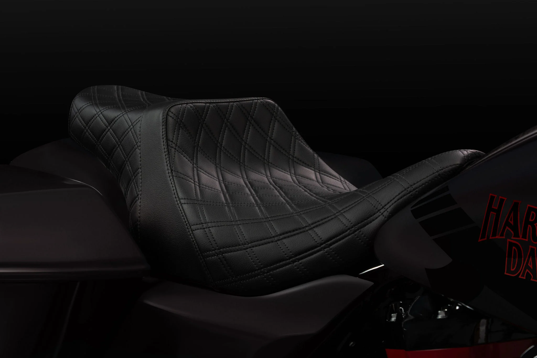 Standard Reach Double Diamond Stealth-Grip™ Premium 2-Up Saddle for the 2024-2026 Road Glide - Image 19