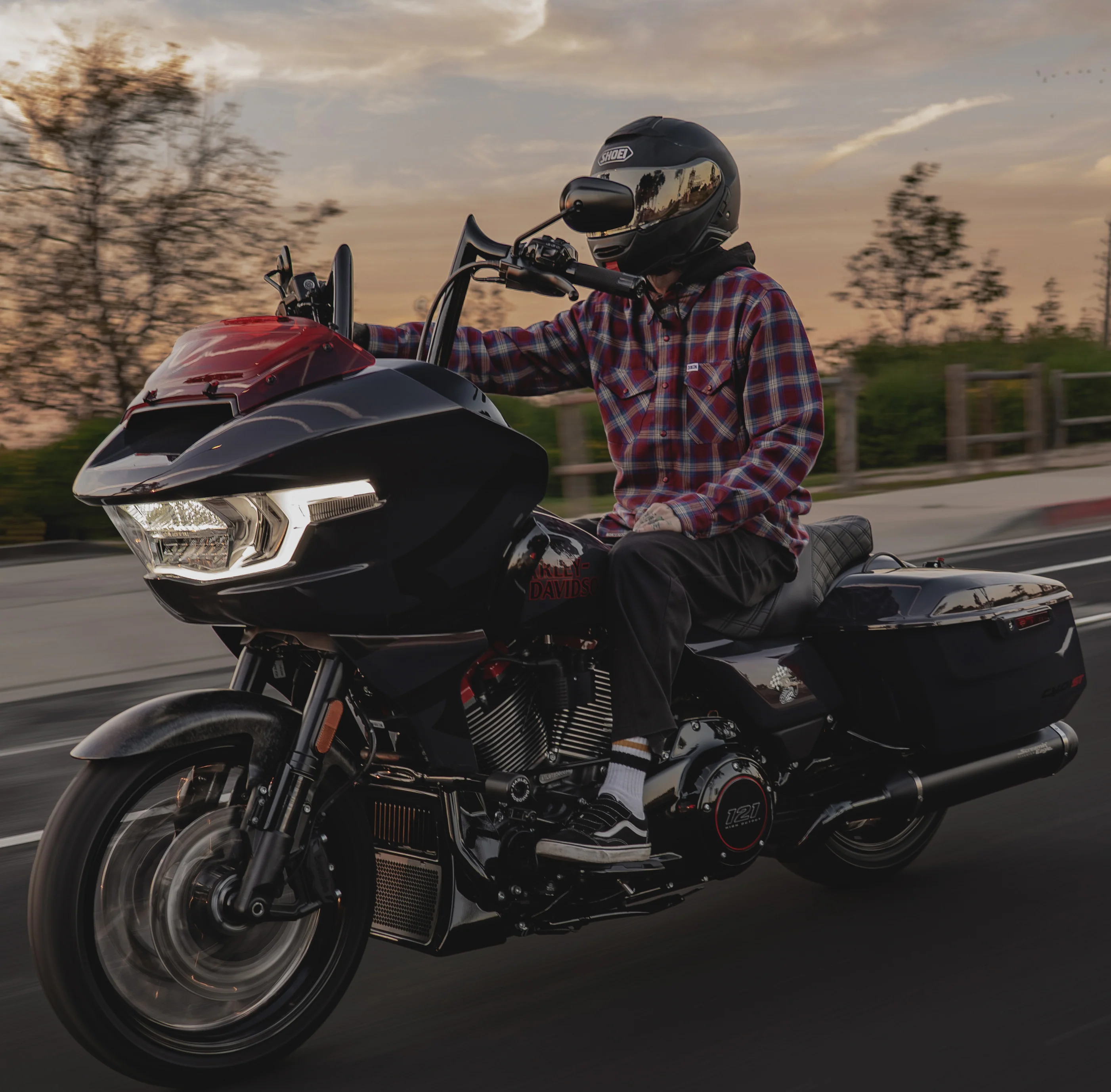 Standard Reach Double Diamond Stealth-Grip™ Premium 2-Up Saddle for the 2024-2026 Street Glide - Image 12