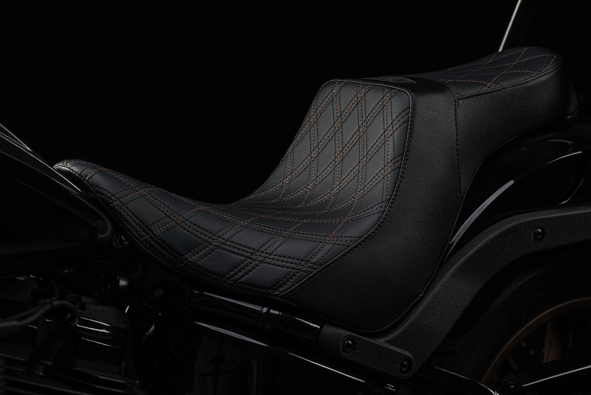 Triple Diamond™ 2-Up Seat & Sissy Bar Combo with 100% Matching Back Rest Pad For 2020-2026 Low Rider S & ST - Image 3