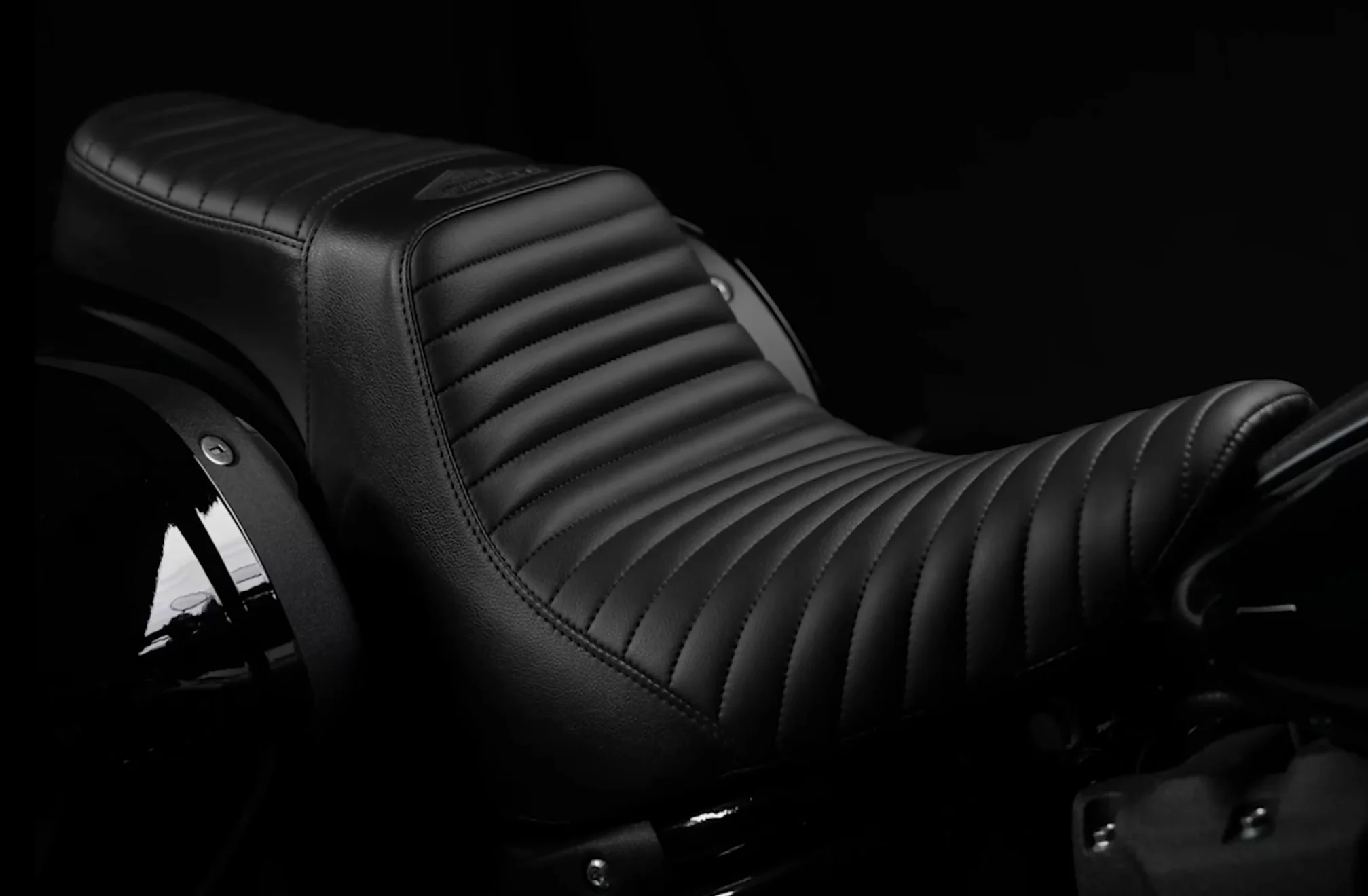Tuck & Roll Stealth-Grip™ Premium 2-Up Saddles for 2020-2026 Low Rider S & ST - Image 5